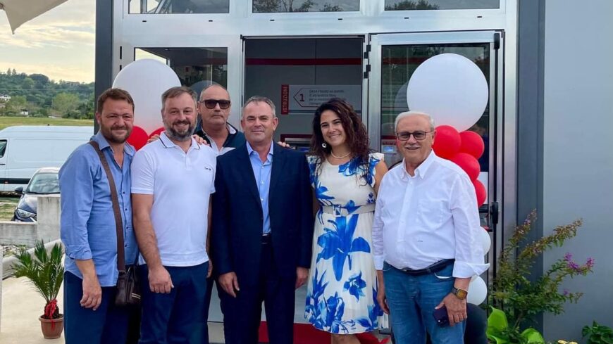 “AIUTO ALL’AVVIAMENTO D’IMPRESA PER ATTIVITÀ EXTRA AGRICOLE NELLE ZONE RURALI”, INAUGURATA A CAIAZZO UNA LAVANDERIA SELF-SERVICE FINANZIATA DAL GAL ALTO CASERTANO CON LA TIPOLOGIA DI INTERVENTO 6.2.1